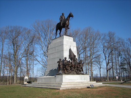 HR 7608 Bill to remove Confederate Statues Confederate Monuments